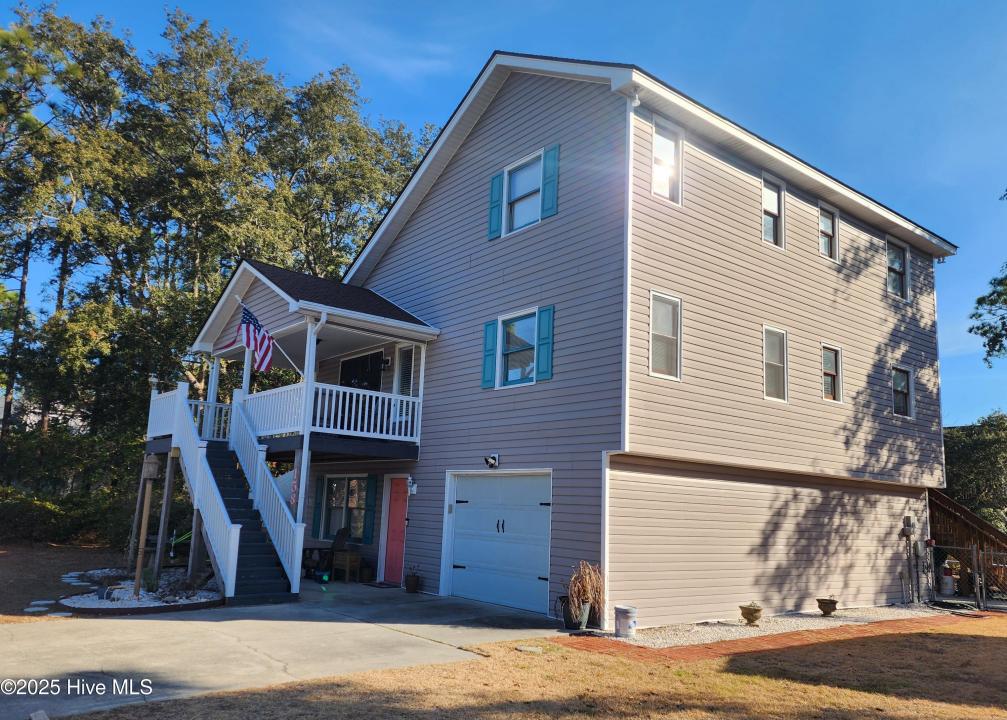 158 NW 4th Street, Oak Island, 노스 캐롤라이나 28465, 미국