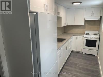2 ELGIN STREET WEST, Norwich (norwich Town), Ontario N0J 1P0, Canada