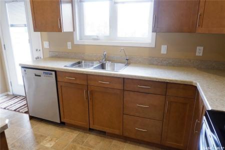 401 3RD AVENUE E, Assiniboia, Saskatchewan S0H 0B0, Canada