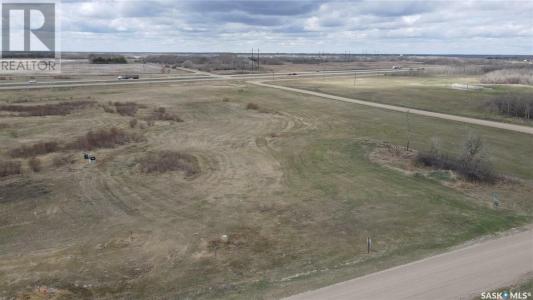 1 SOUTH COUNTRY LANE, Dundurn Rm No. 314, Saskatchewan S7K 3J8, Canada