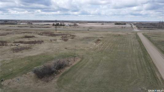 1 SOUTH COUNTRY LANE, Dundurn Rm No. 314, Saskatchewan S7K 3J8, Canada