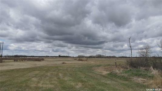 1 SOUTH COUNTRY LANE, Dundurn Rm No. 314, Saskatchewan S7K 3J8, Canada