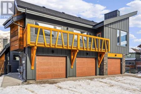 209 STEWART CREEK RISE, Canmore, Alberta T1W 0N9, Canada