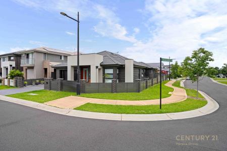 9 Rowland Avenue, Catherine Field, NSW 2557, Australia