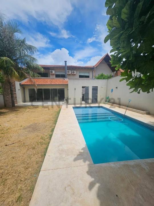 24 de mayo 2677, Santa Librada, Asunción 00001, Le Paraguay