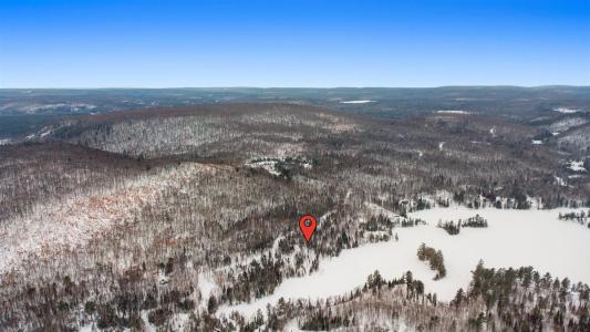 141  Ch. du Lac-Murray, Otter Lake, Quebec J0X 2P0, Canada