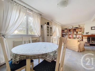 Gournay Sur Marne, Île-de-France 93460, アキタン