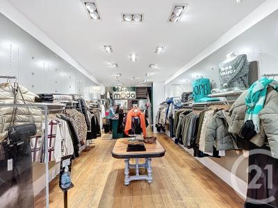 Guingamp, Bretagne 22200, アキタン