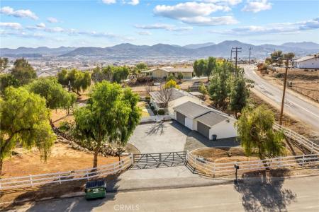 24765 Las Flores Drive, Menifee, California 92587, Estados Unidos