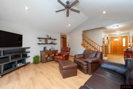 100 North Hill Drive, Mankato, مينيسوتا 56001, الولايات المتحدة