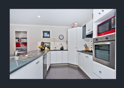 1 Park Grove Court, Kallangur, QLD 4503, Australia
