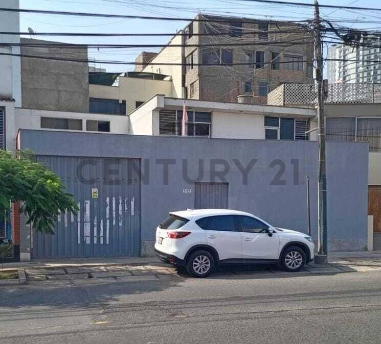 CALLE RICARDO ANGULO , Lima, Lima 00001, Peru