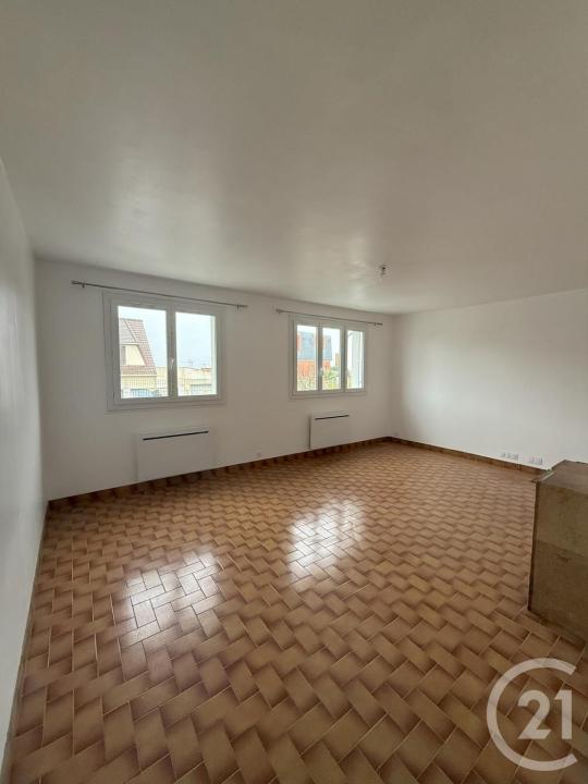 Vitry Sur Seine, Île-de-France 94400, Francja