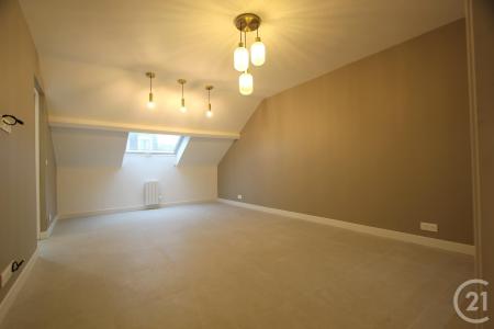 Ste Genevieve Des Bois, Ilha De França 91700, França