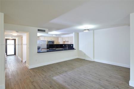 5845 Collins Ave 304, Miami Beach, Floride 33140, États-Unis