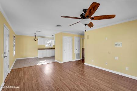 1119 Edna Street, Waveland, 密西西比州 39576, 美國