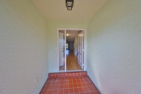 2421 Lancaster Dr, Sun City Center, Florida 33573