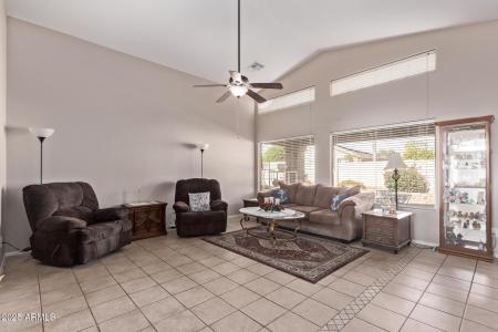 13450 W MAUI Lane, Surprise, Arizona 85379, USA