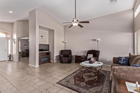 13450 W MAUI Lane, Surprise, Arizona 85379, USA