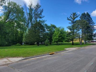 104 Frazee Avenue, New York Mills, Minnesota 56567, États-Unis