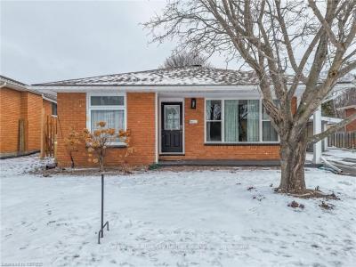 14 MARSHALL PARK DRIVE, North Bay, Ontario P1A 2N9, Kanada