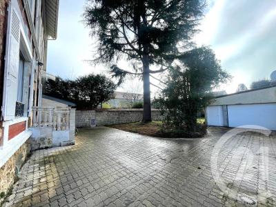 L Isle Adam, Île-de-France 95290, France