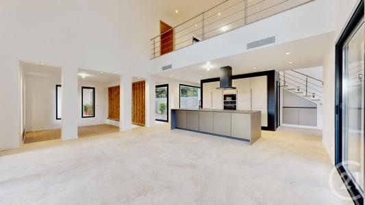 Sommieres, Languedoc-Roussillon 30250, Франция