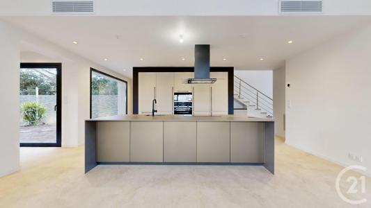 Sommieres, Languedoc-Roussillon 30250, Франция
