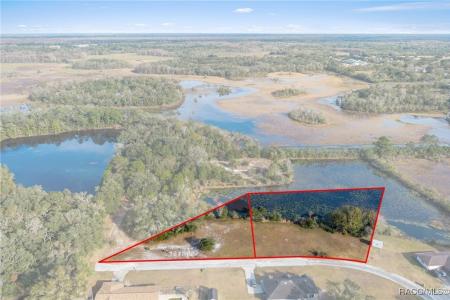 9028 & 9034 E Island Drive, Inverness, Florida 34450, HOA KỲ