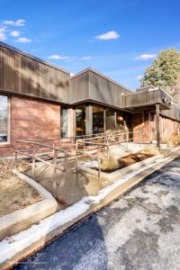 4215 Newburg Road, Rockford, Illinois 61108, Estados Unidos