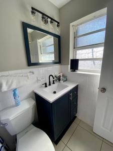 2560 NE 11th Ct W, Pompano Beach, Florida 33062, Stati Uniti