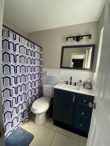 2560 NE 11th Ct W, Pompano Beach, Florida 33062, Stati Uniti