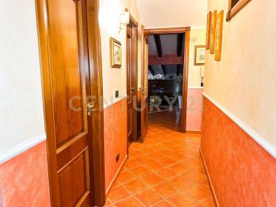via sottotenente Vincenzo Barbagallo, Acireale, Sicilia 95024, 義大利