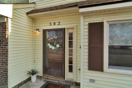 382 Kinsmen Way, Hampton, Virginia 23666, Amerika Birleşik Devletleri