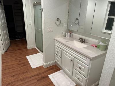 6102 S Cherry Avenue, Fresno, California 93706, Stati Uniti