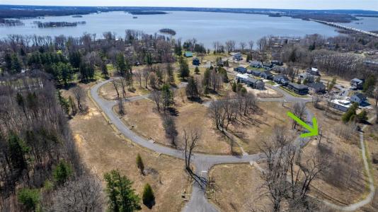 23  Av. Boisbriand, Senneville, Québec H9X 0C1, Canada