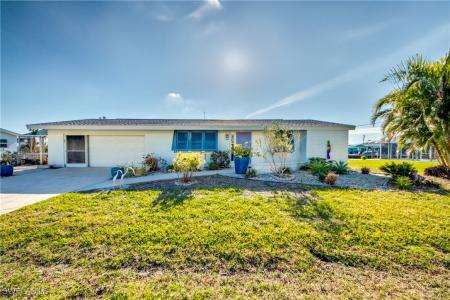 2703 Clyde Street, Matlacha, Florida 33993, USA