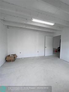 400 SW 12th Ave Unit# 5, Pompano Beach, Florida 33069, USA