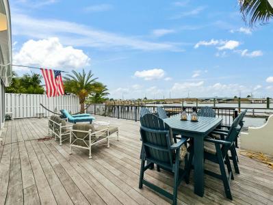 827 Eisenhower Dr, Key West, Florida 33040, USA