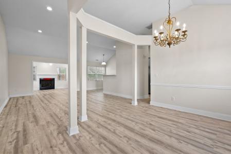 10 Grove End Rd., Fletcher, NC 28732, USA
