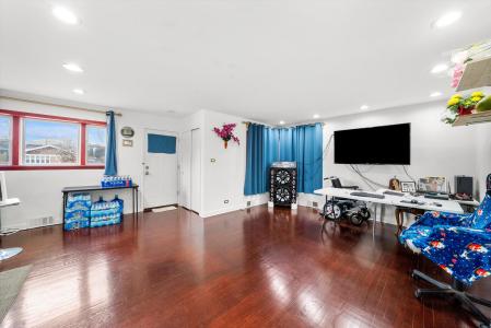 7011 N Crawford Avenue, Lincolnwood, 伊利诺斯州 60712, 美国