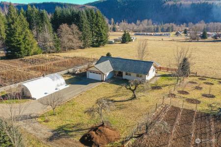 244 Martin Road, Glenoma, Washington 98336, USA