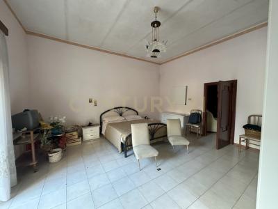 Viagrande, Sicilia 95029, איטליה