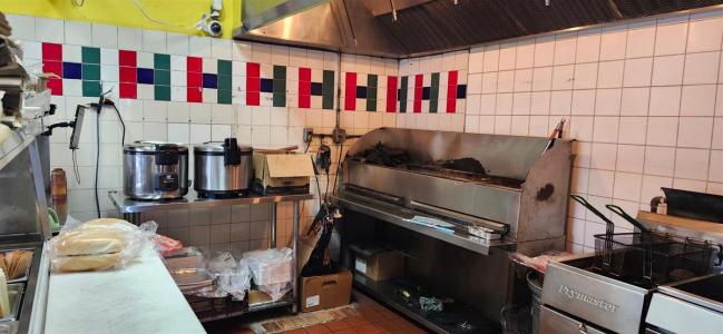 14363 Boul. de Pierrefonds, Montréal (Pierrefonds-Roxboro), Quebec H9H 1Z2, Canada