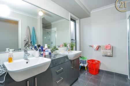 14 Harvard Place, Thurgoona, NSW 2640, Australia