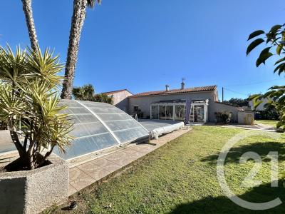 Elne, Languedoc-Roussillon 66200, 法国
