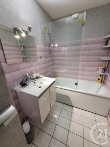 Mantes La Ville, Иль-де-Франс 78711, Франция