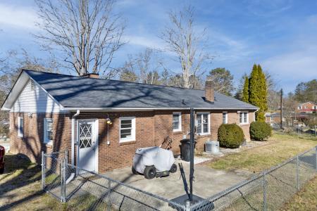 292 Brookside Camp Road, Hendersonville, 北卡罗来纳州 28792, 美国