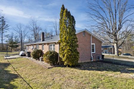 292 Brookside Camp Road, Hendersonville, 北卡罗来纳州 28792, 美国