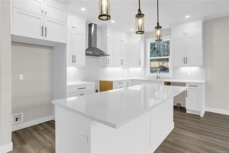 115 BALD EAGLE CRES, Ladysmith, كولومبيا البريطانية V9G 0C2, كندا 